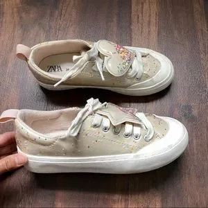 Zara Shoes Zara Girls Vinyl Star Sneakers 55 36 Poshmark